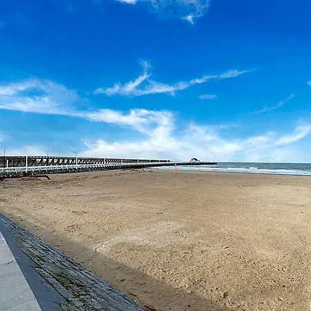 Spacious Seafront Blankenberge